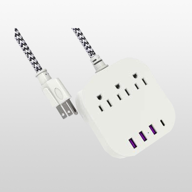 LA004A/LPU33+4U Cable de extensión de 3 conductores y 3 salidas 5-15P125V~Con 4 USB