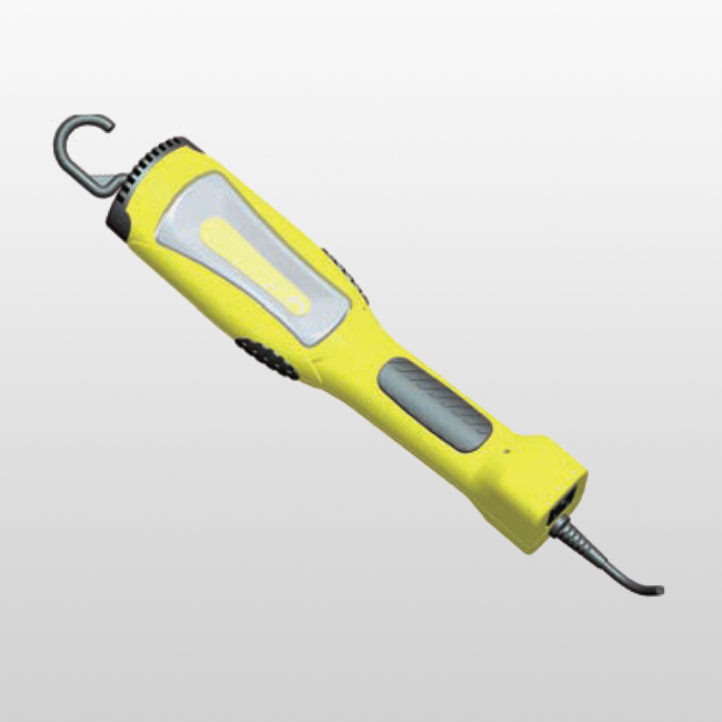 LHU12L 60Hz Flujo luminoso 180OLm (con receptáculo - CARGA MÁXIMA DE AMP 12A