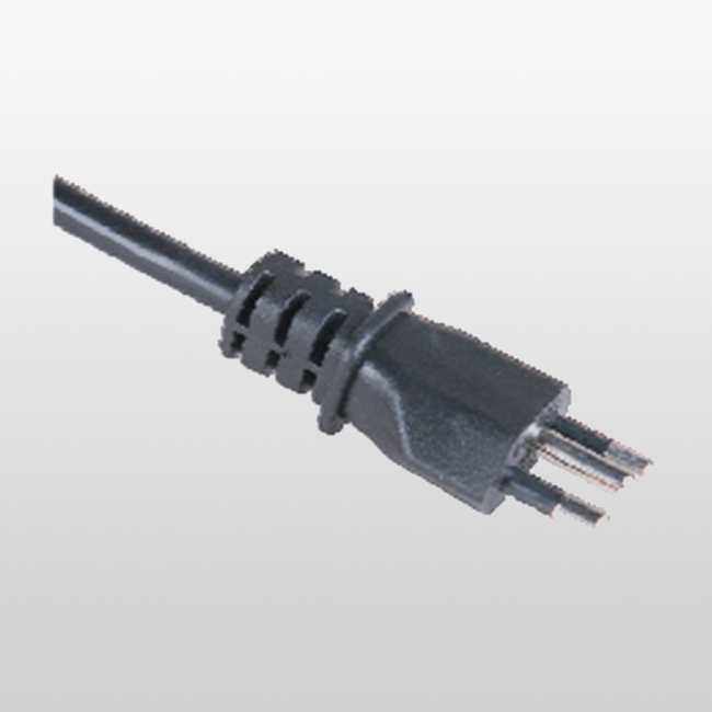 LA142A UC Enchufes 2p+T no recargables